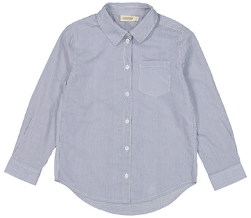 Klassisk skjorte med lomme foran og ærmer med manchet og knaplukning. Skjorten er lidt længere bagpå